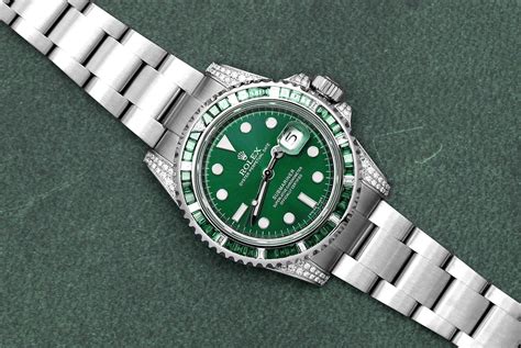 rolex emerald green|rolex lunetta verde.